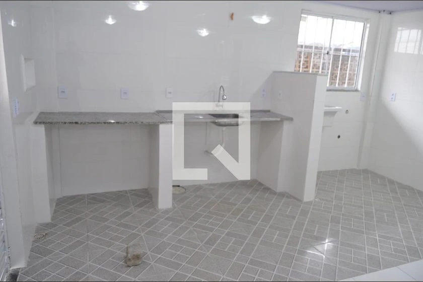 Unfurnished studio with balcony and private garden — photo 3