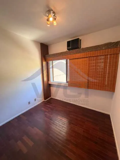 3-bedroom apartment with a bathtub — photo 11