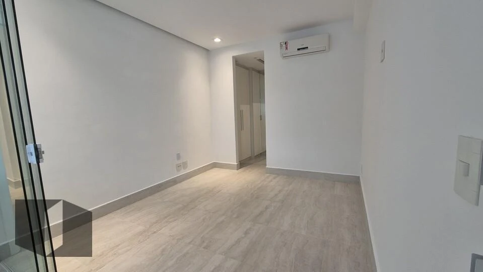 Apartamento de 2 quartos com varanda envidraçada — photo 19