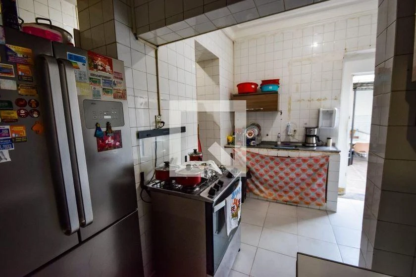 Дом с 4 спальнями, 3 парковками и частным садом — photo 43