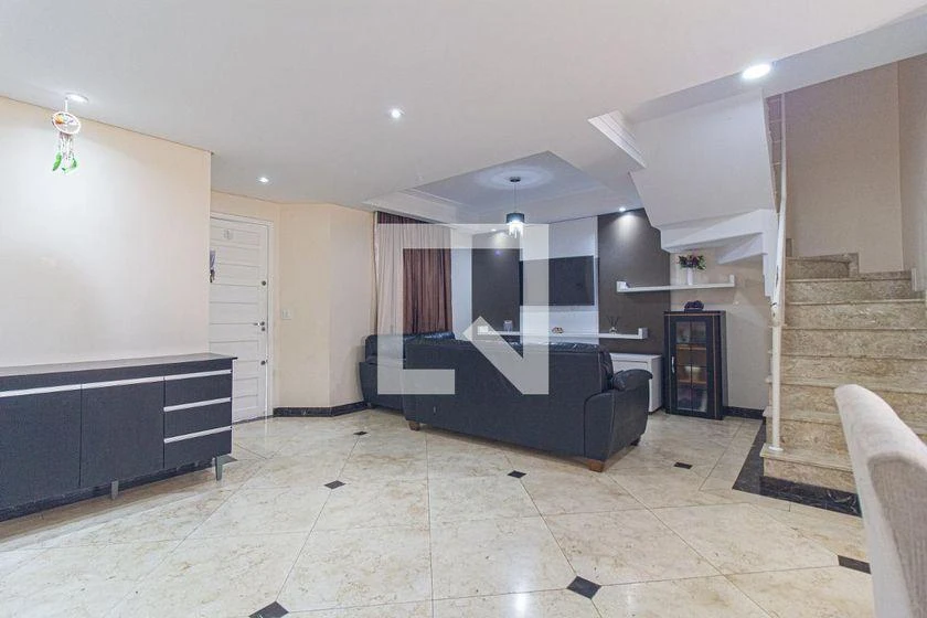 3-bedroom house with a grill on the balcony — photo 6