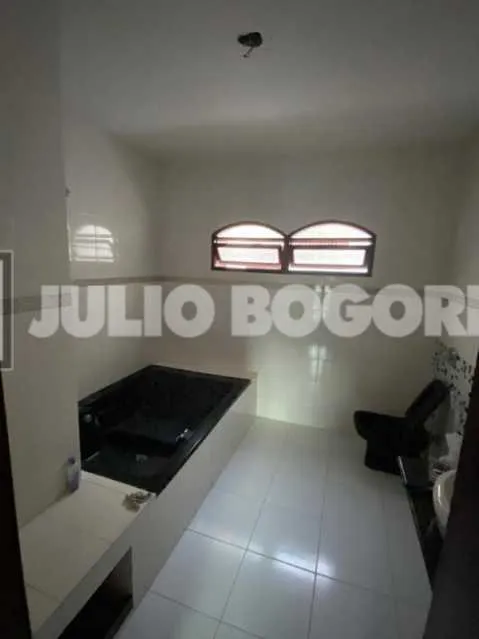 Condo house with 5 bedrooms and 4 bathrooms — photo 15