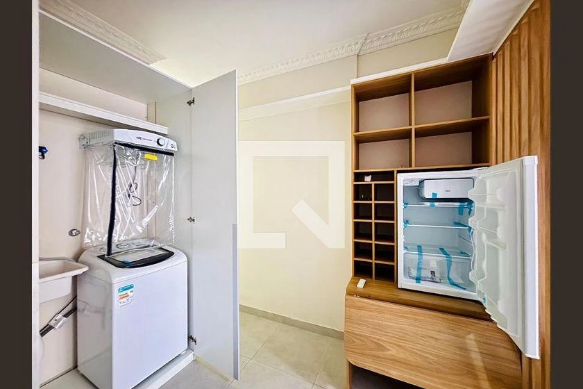 Furnished apartment, 30 m², with a home office — photo 4