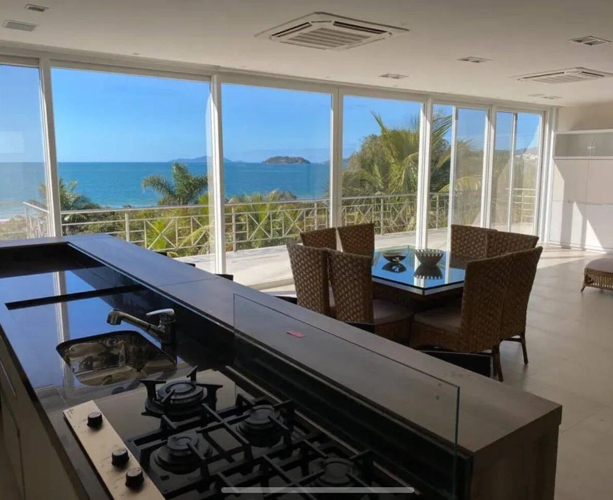 Casa de 6 dormitorios con vista al agua en Florianópolis — photo 24