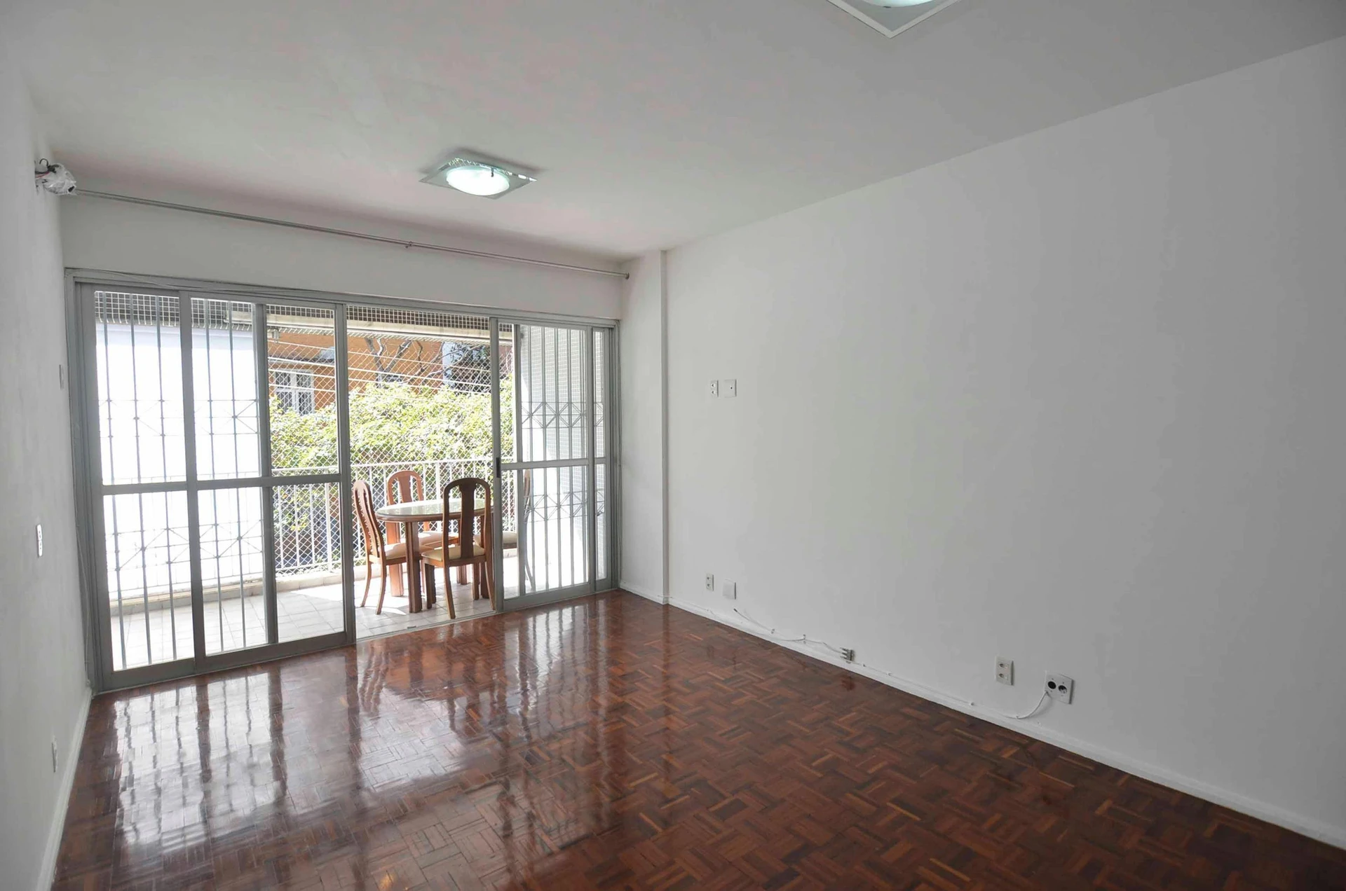 Apartamento para aluguel com 2 quartos e 2 banheiros — photo 4