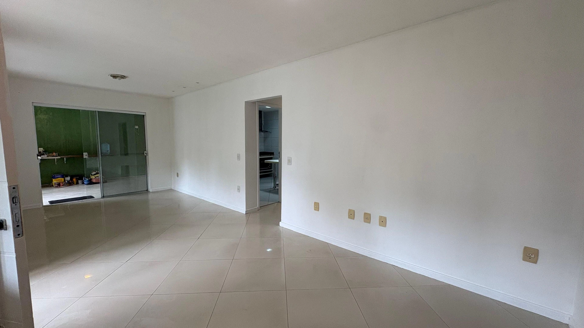 House, 188 m², with a jacuzzi — photo 15
