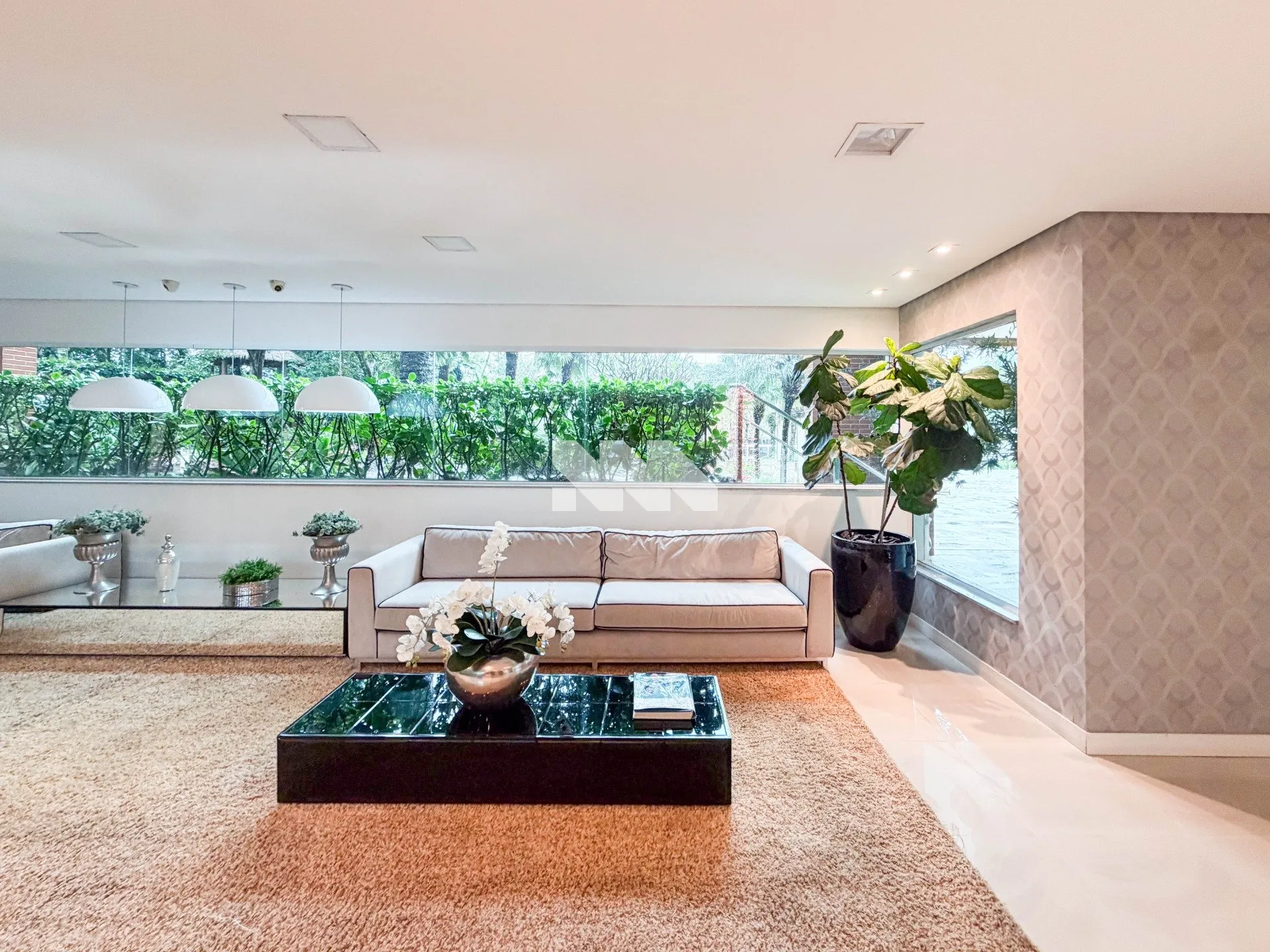Furnished 180 m² apartment with 3 bedrooms and garden — photo 24