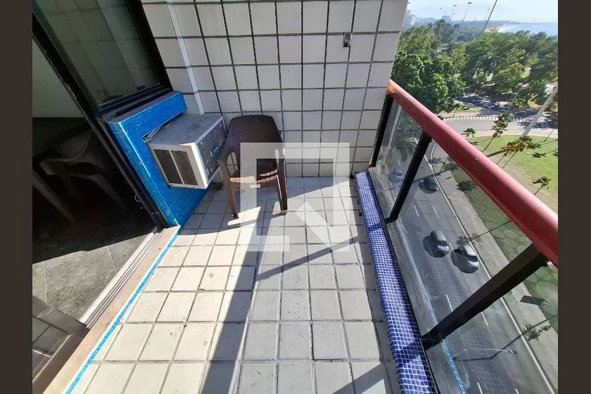 110 m² apartment with built-in wardrobes and a balcony — photo 24