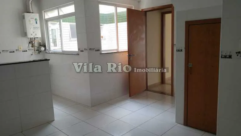 3-bedroom apartment in a building with a sauna — photo 2