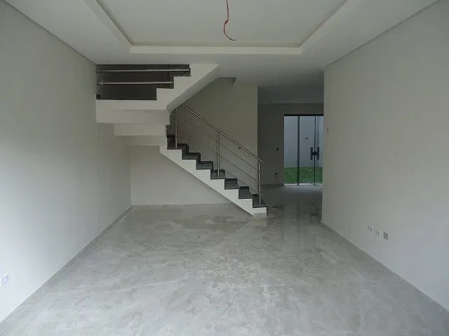4-bedroom house with a walk-in closet — photo 22