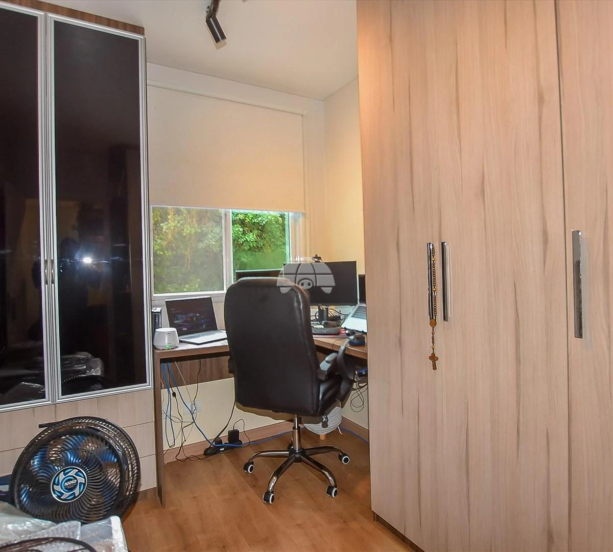 78 m² apartment with 2 bedrooms and open-plan kitchen — photo 33