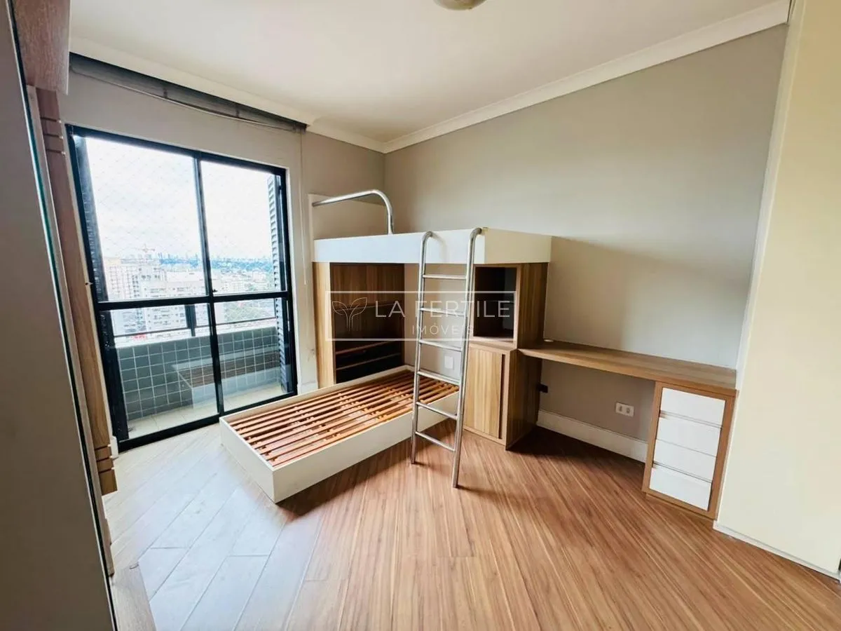 3-bedroom apartment with 4 bathrooms, 184 m² — photo 21