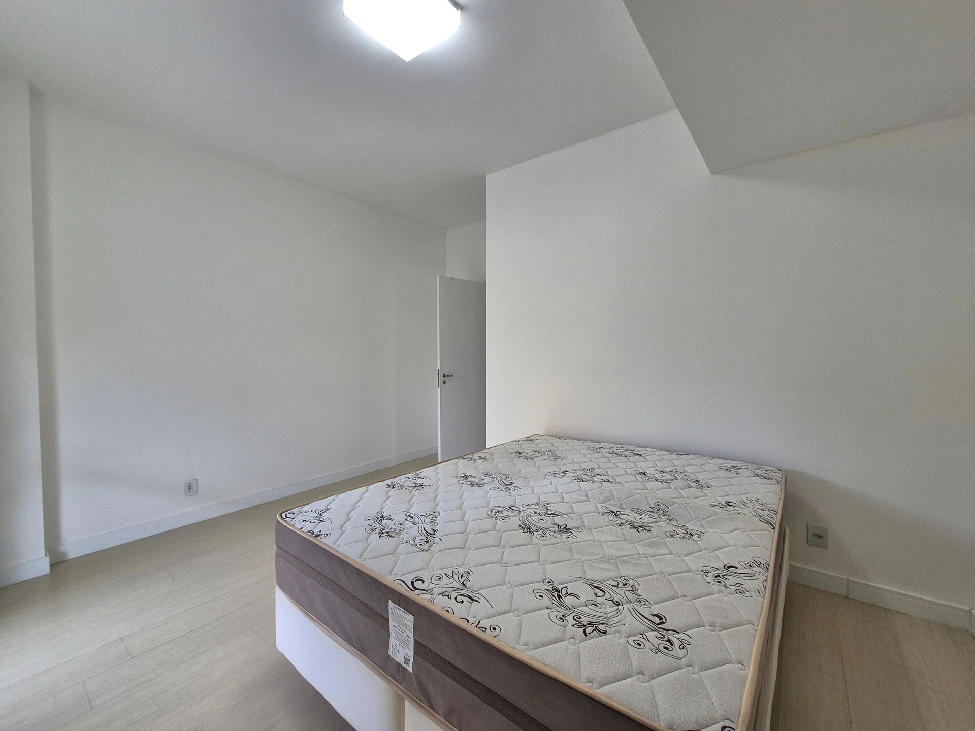 Apartamento mobiliado com 3 quartos e cozinha a gás — photo 29