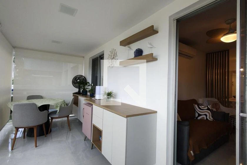3-bedroom apartment with a walk-in closet — photo 19