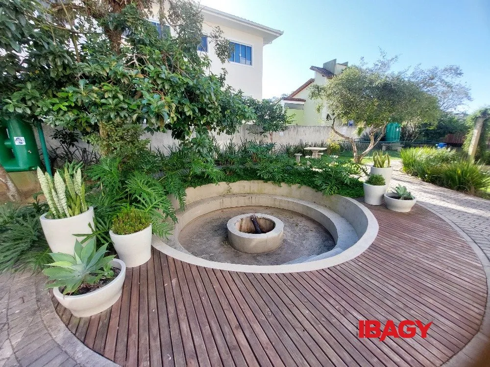 Furnished 110 m² apartment with 3 bedrooms and suite — photo 5