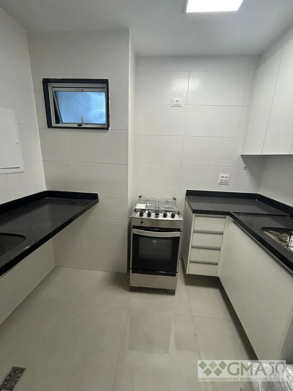 Apartamento sin amueblar con 2 dormitorios y 2 baños — photo 2