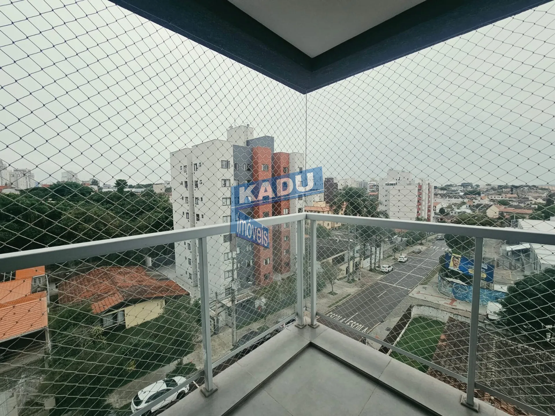 Apartment on the 2nd floor with a grill on the balcony — photo 3