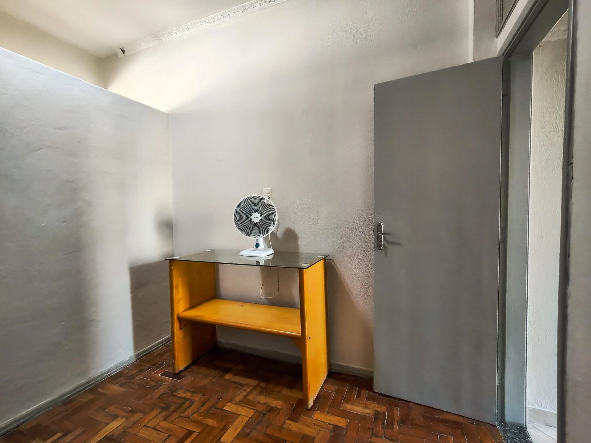 Home office in a 3-bedroom apartment, 70 m² — photo 45