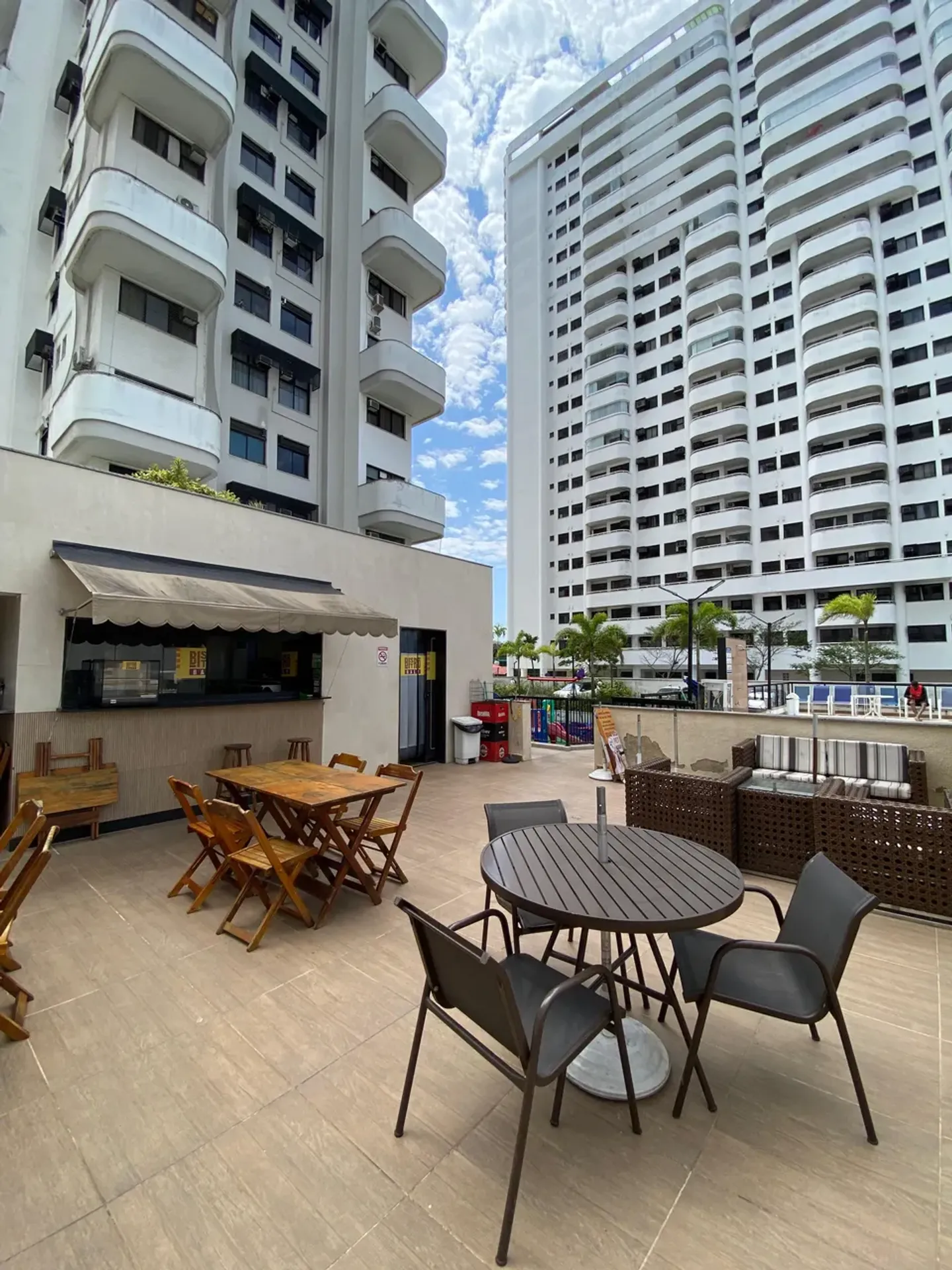 Departamento de 3 dormitorios en edificio con piscina — photo 24