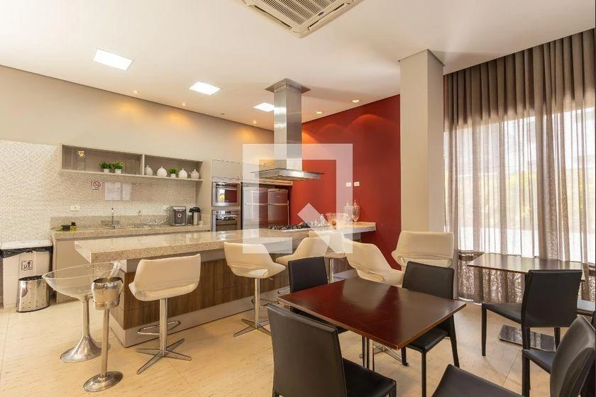 One-bedroom apartment with a home office in Curitiba — photo 18