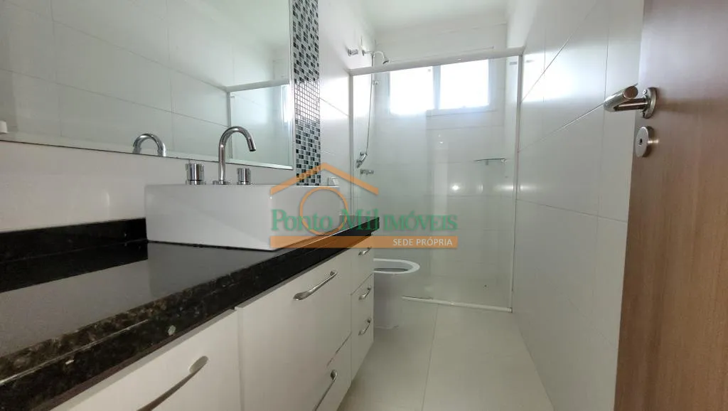 Single-floor house with 3 bedrooms and a closed kitchen — photo 12