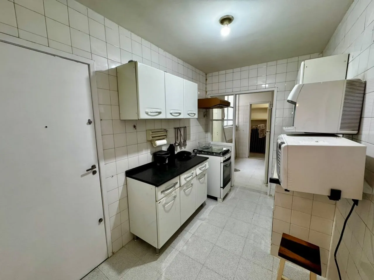 Furnished apartment, 83 m², with a mountain view — photo 10