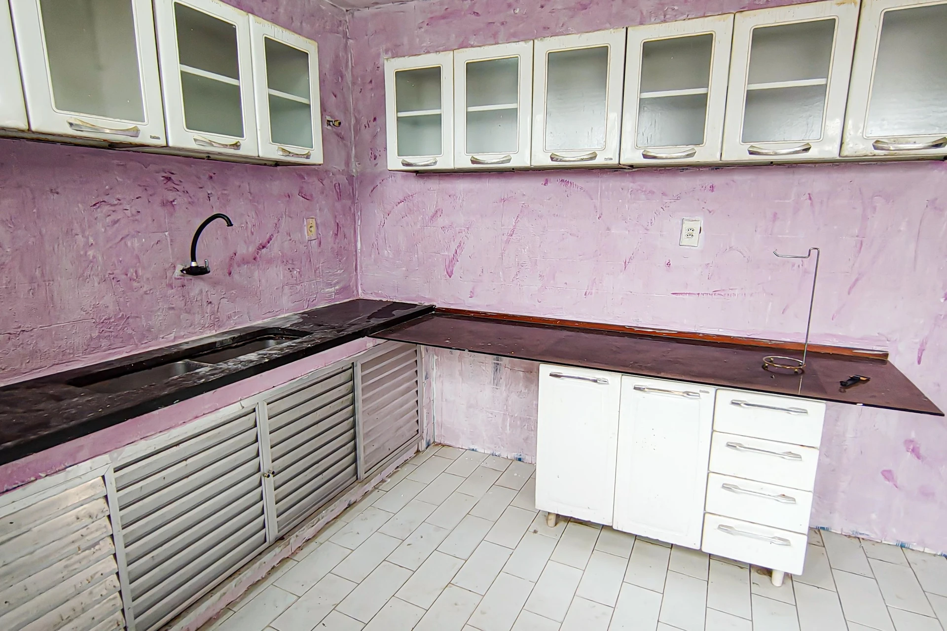 Furnished house with 6 bedrooms and mountain views