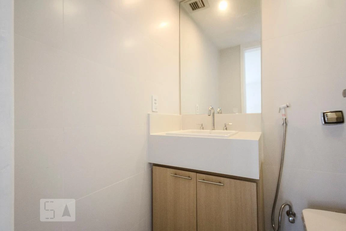 197 m² rental coverage with 2 bedrooms and 3 baths — photo 45
