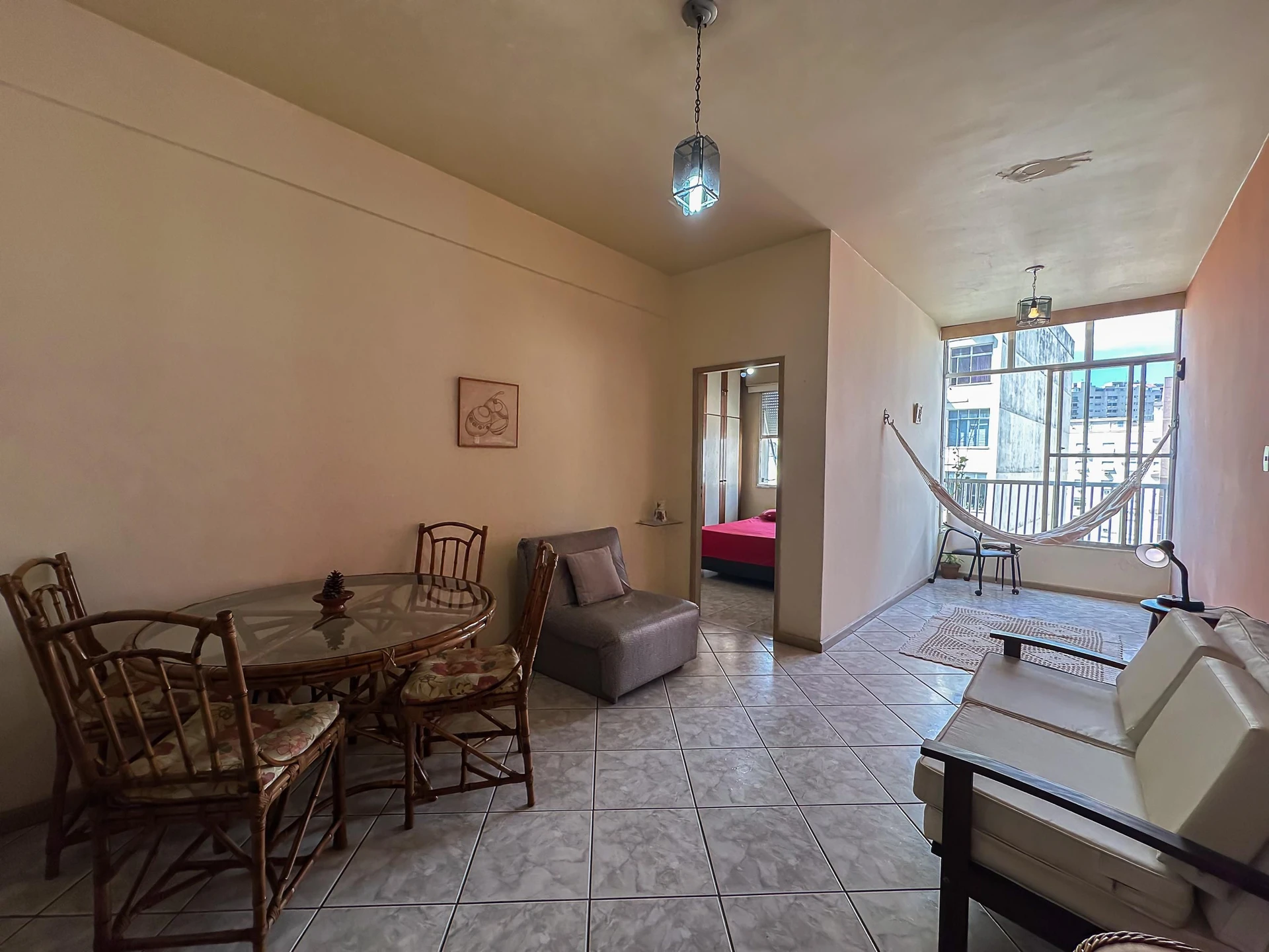 Furnished 2-bedroom apartment with separate kitchen — photo 9