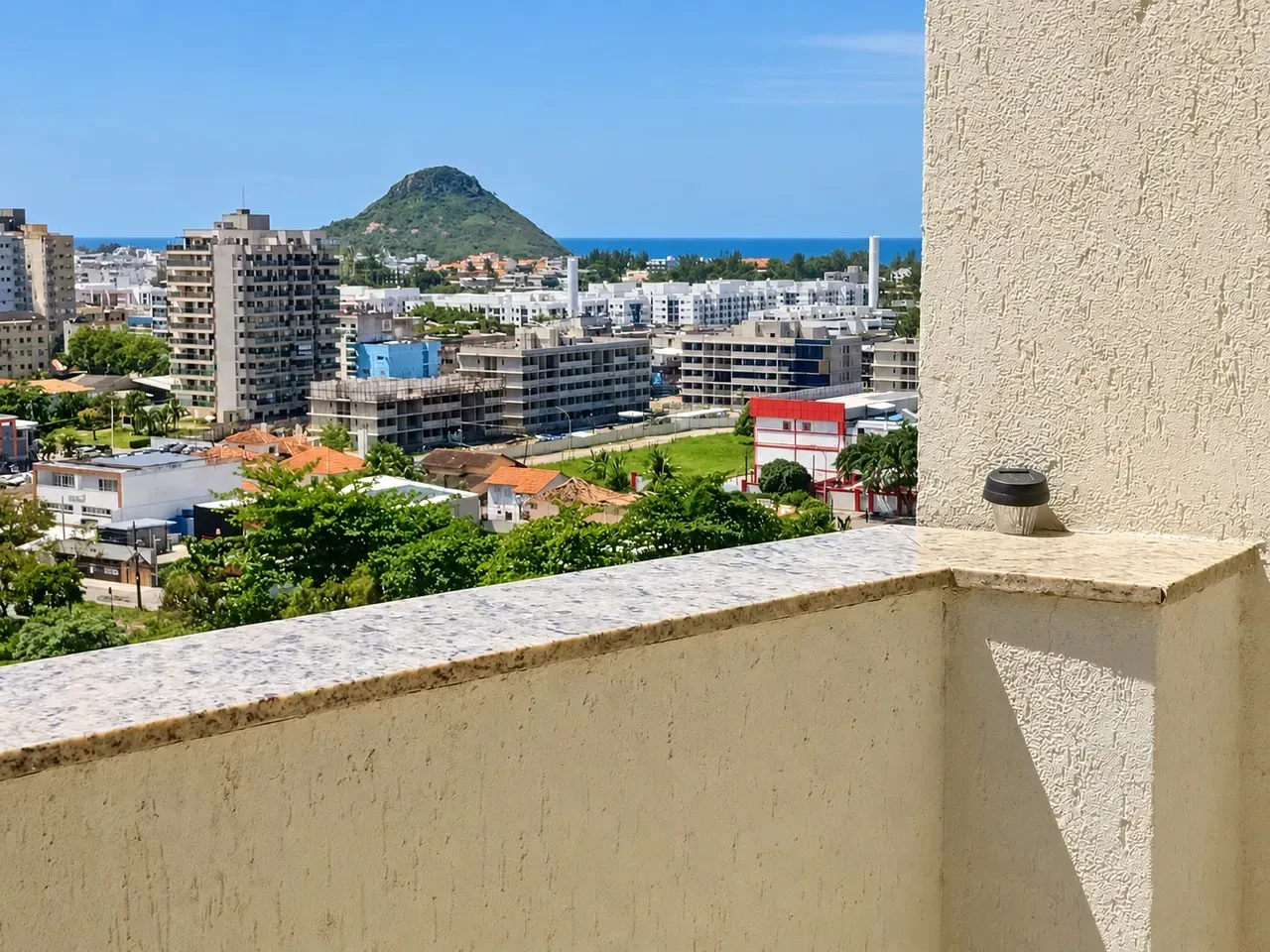 94 m² apartment with a mountain view and a washing machine — photo 4
