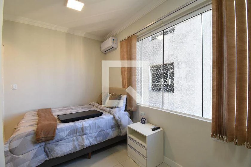 22 m² studio with air conditioning and a glass shower — photo 7