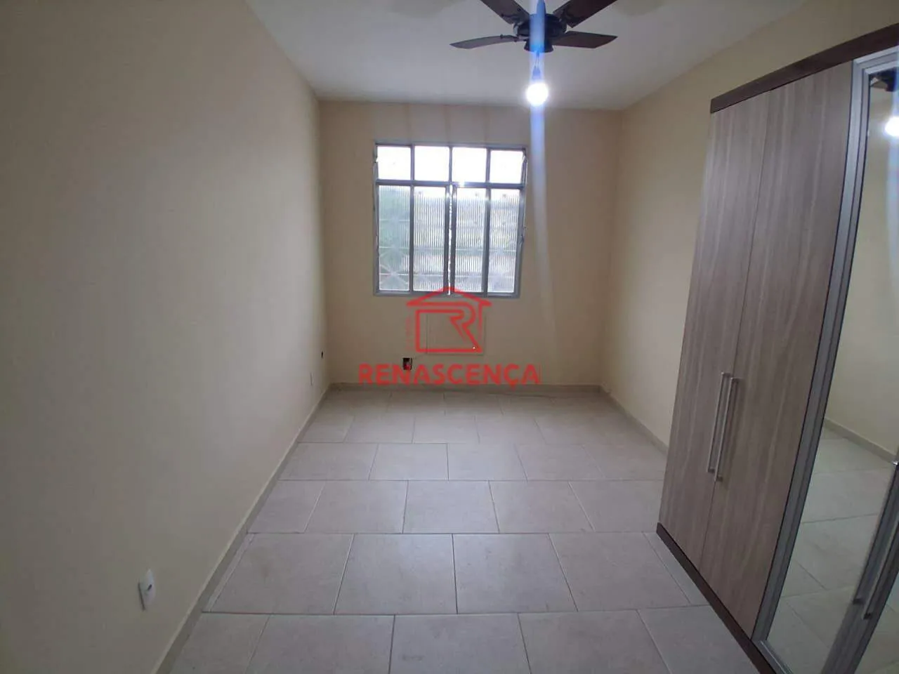 4-bedroom house with shared open-air pool access — photo 12