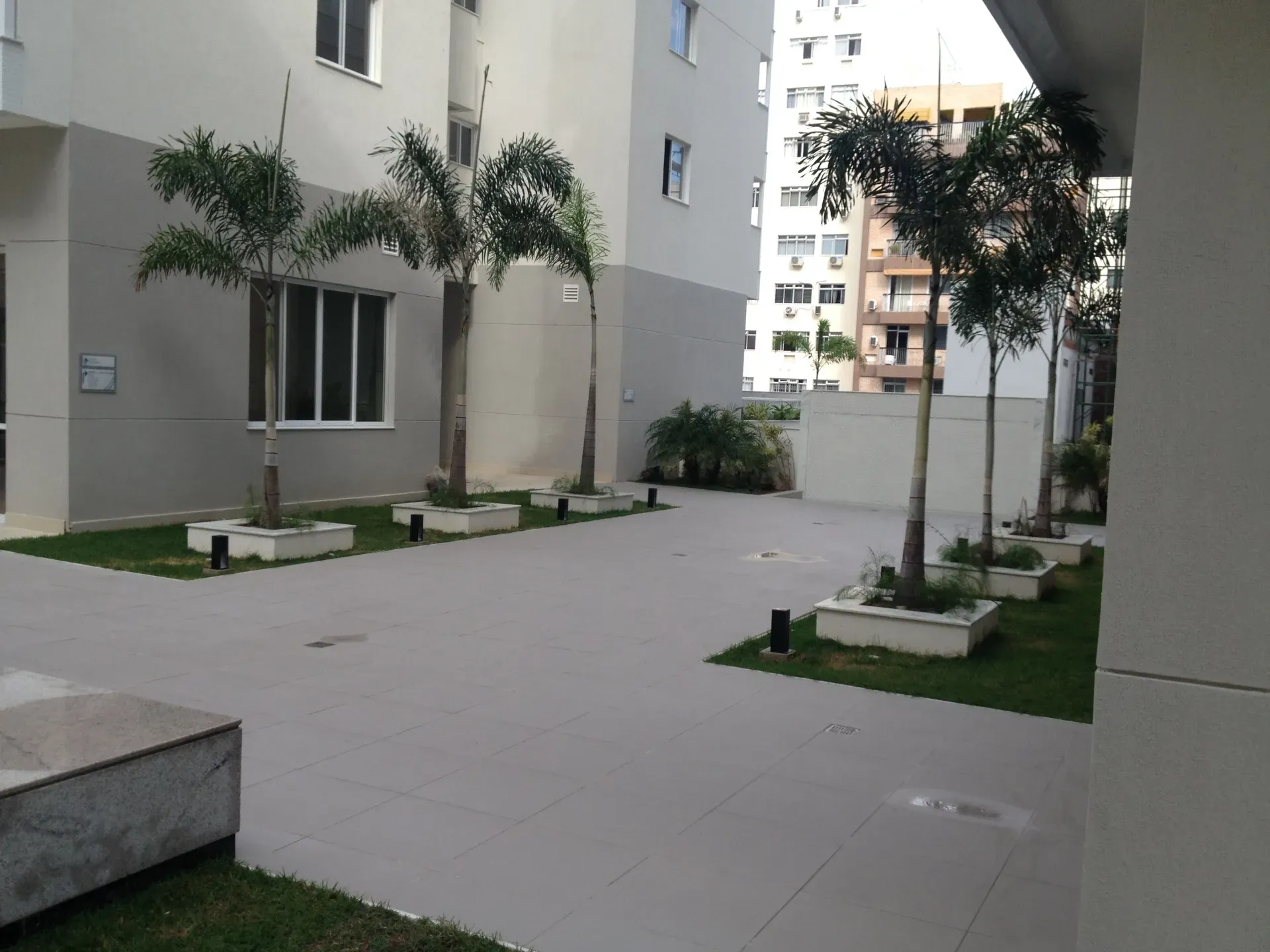 107 m² apartment with 4 bedrooms and 2 parking spaces — photo 12