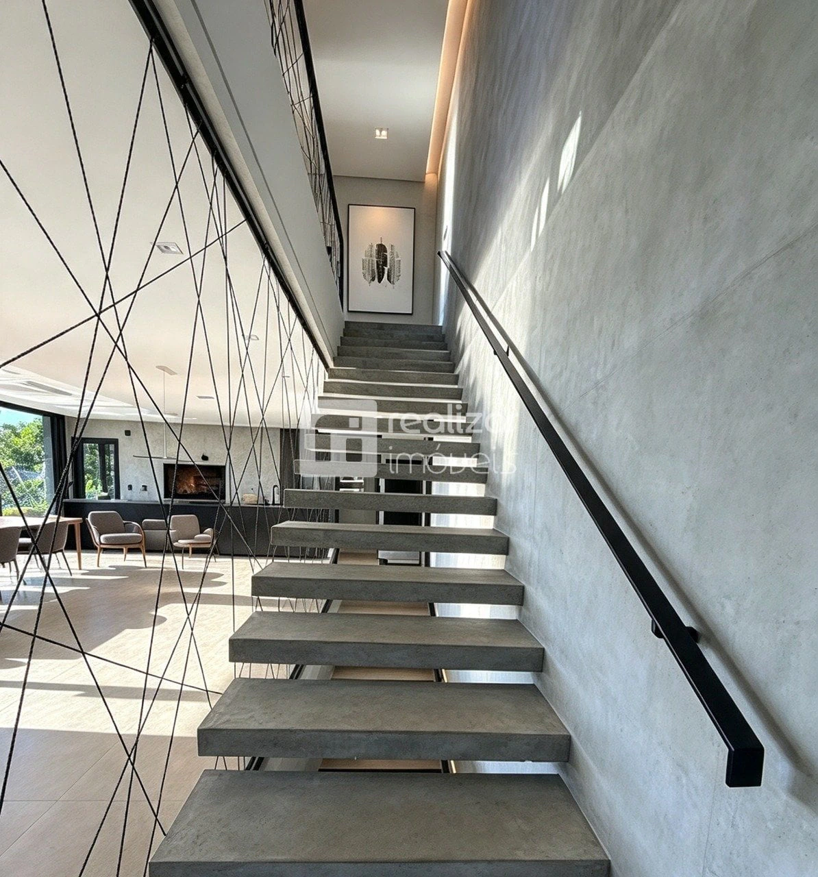 Bathtub in a 3-bedroom house, 508 m² — photo 21