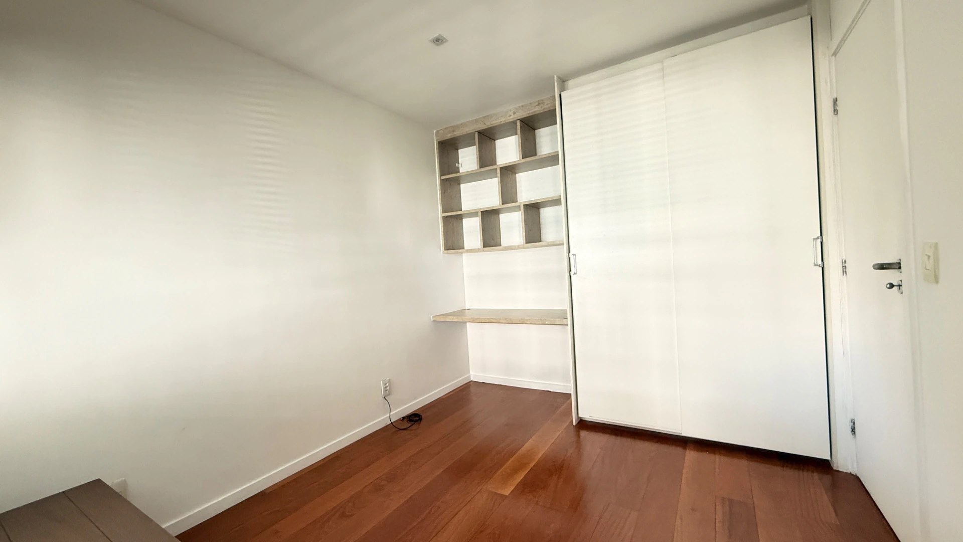 4-bedroom apartment with a gourmet balcony and 160 m² — photo 18