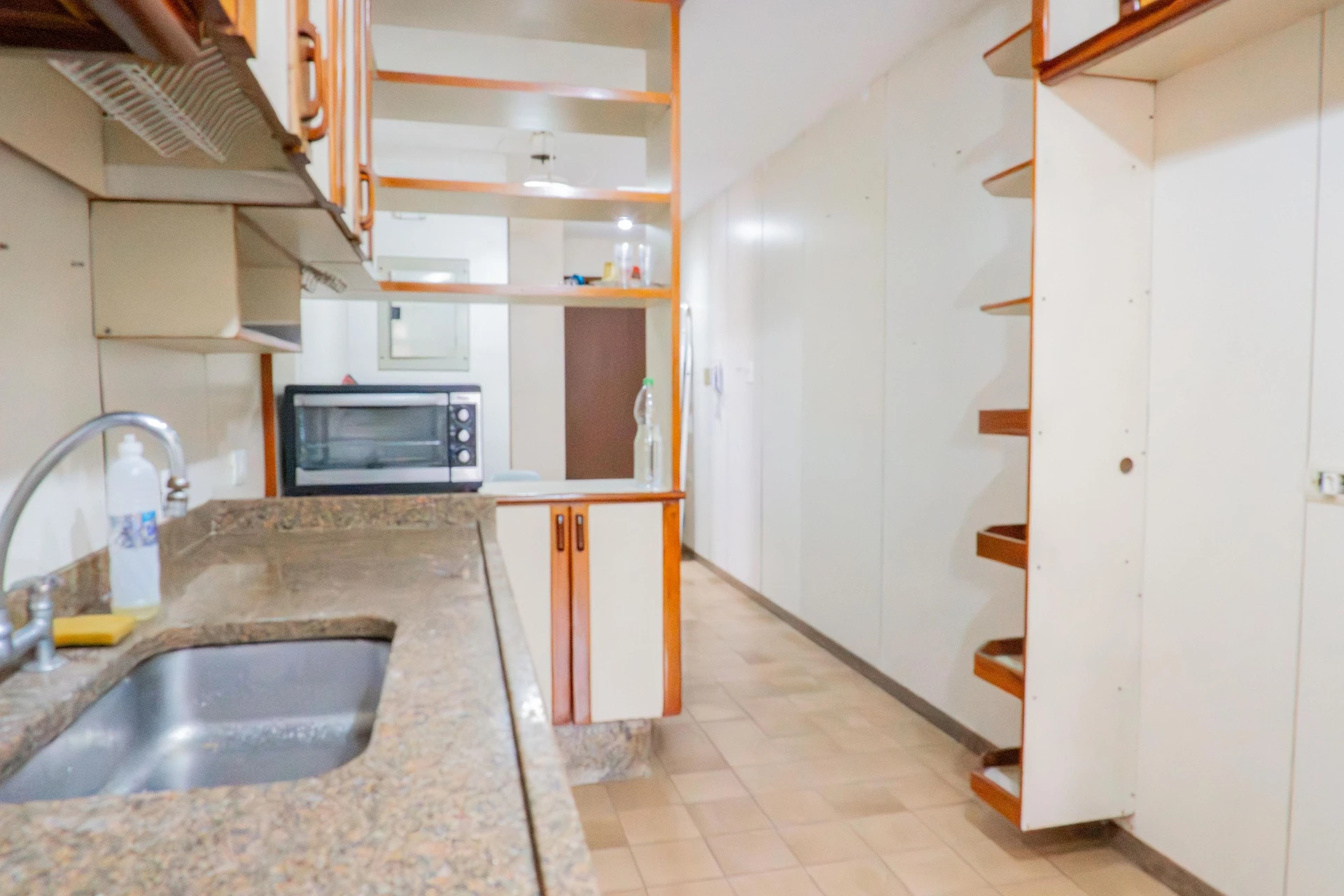 4-bedroom apartment with a mountain view in Rio de Janeiro — photo 47