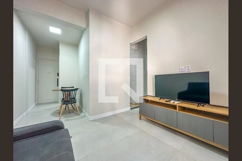 32 m² 1-bedroom apartment with a compact kitchenette — photo 16