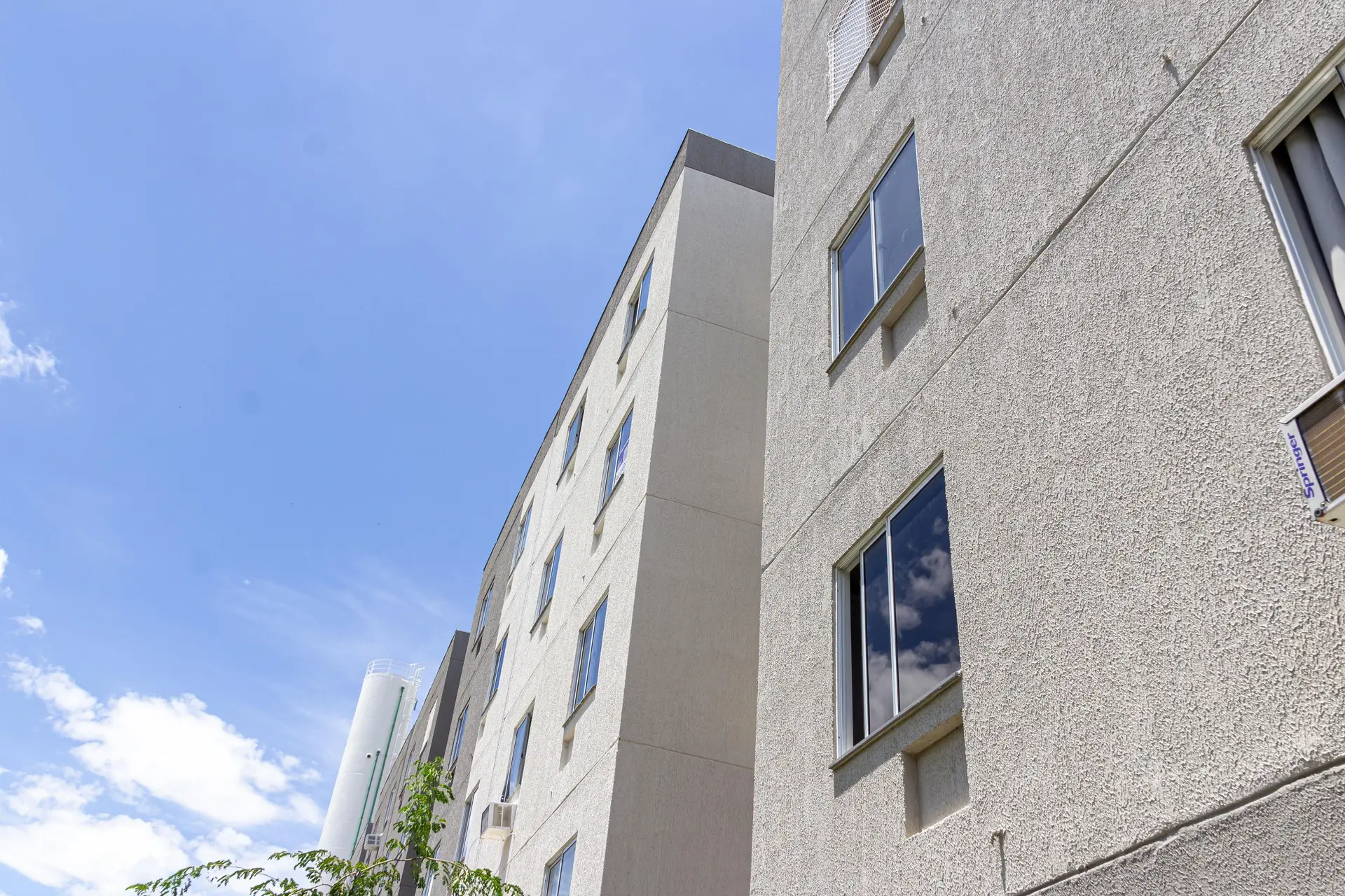 Rental apartment with 2 bedrooms and a balcony — photo 49