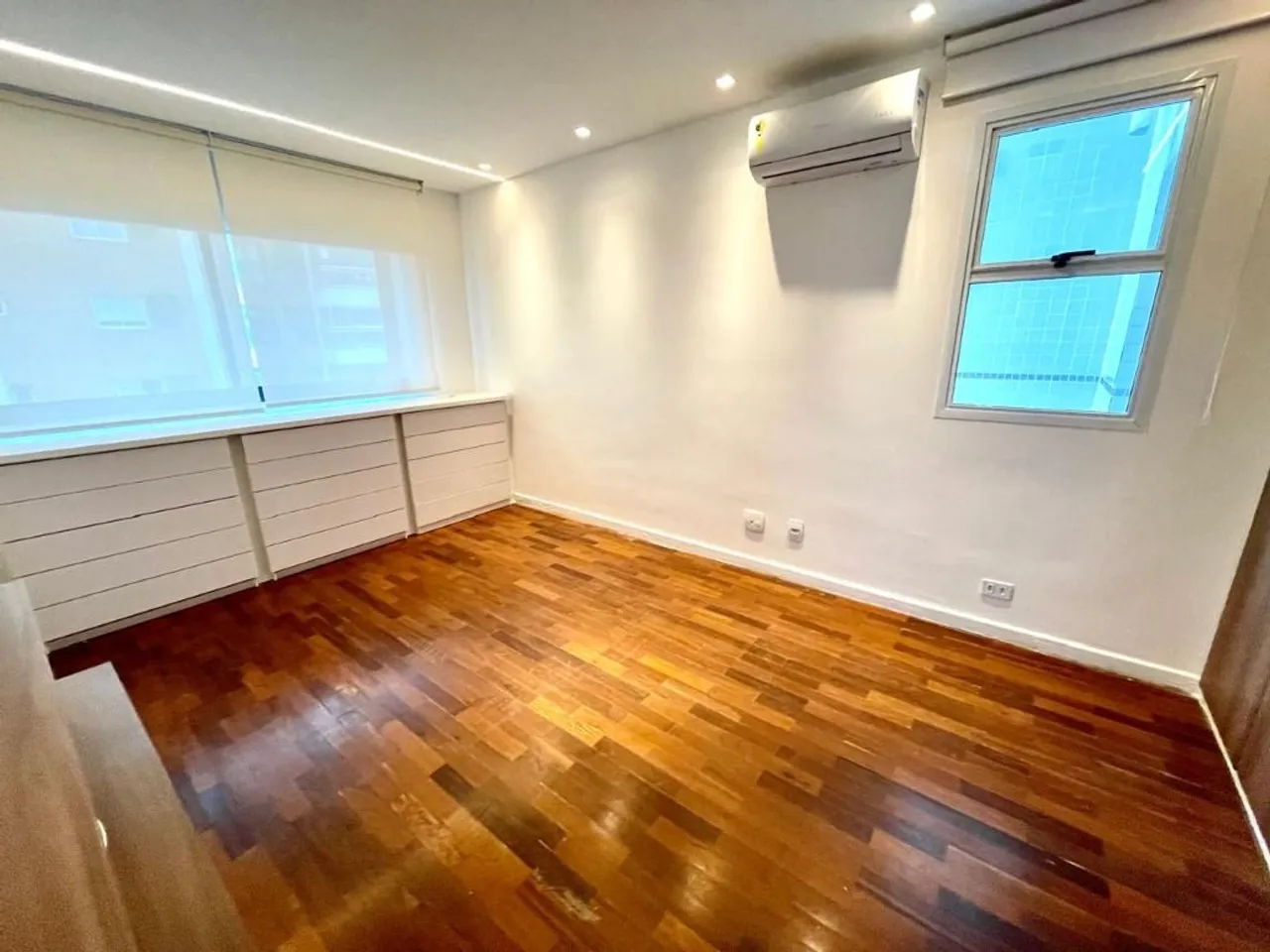 Apartamento com 2 dormitórios e 3 banheiros — photo 12