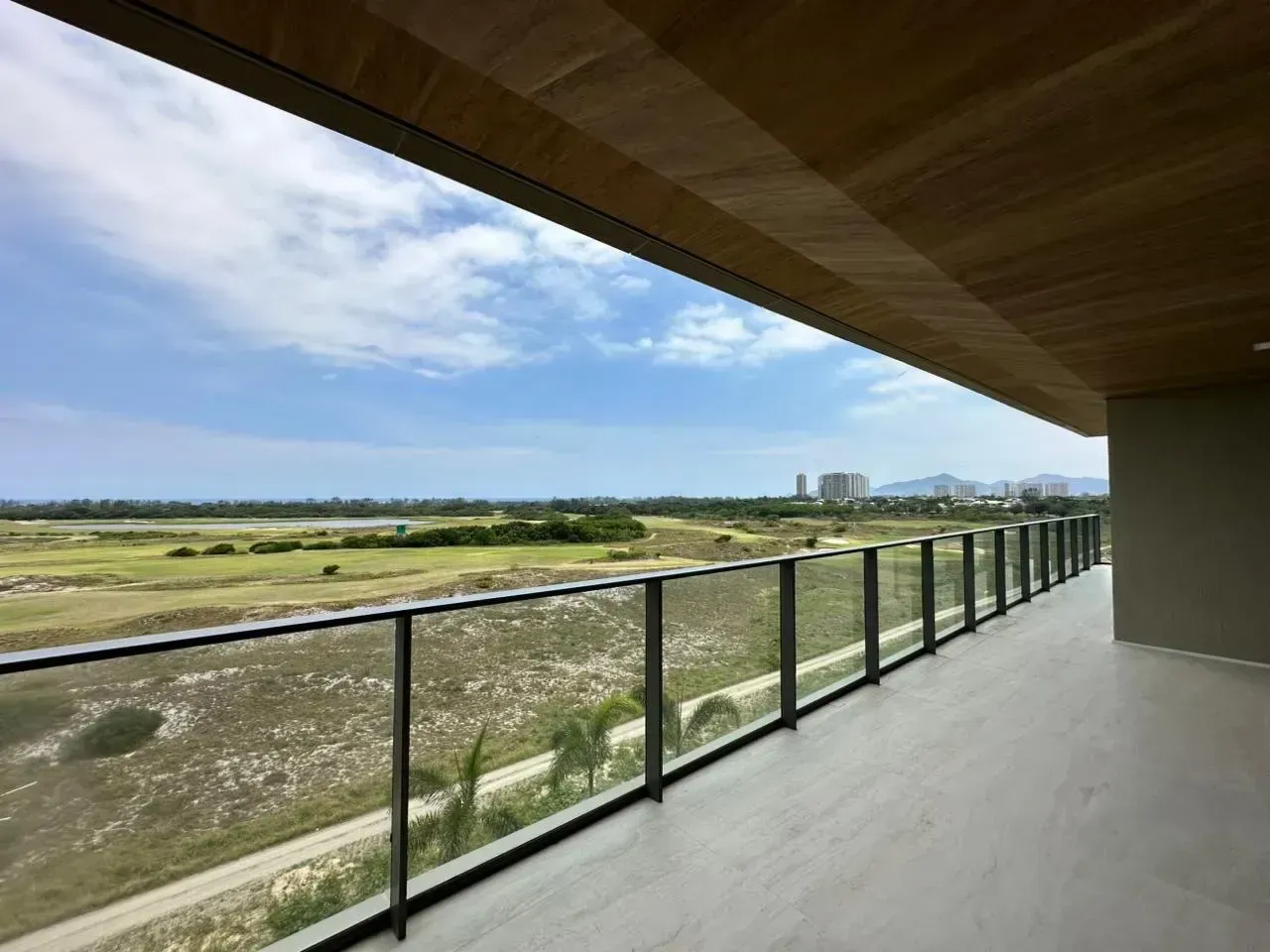 Apartamento com 4 dormitórios e 5 banheiros, 3 vagas — photo 10