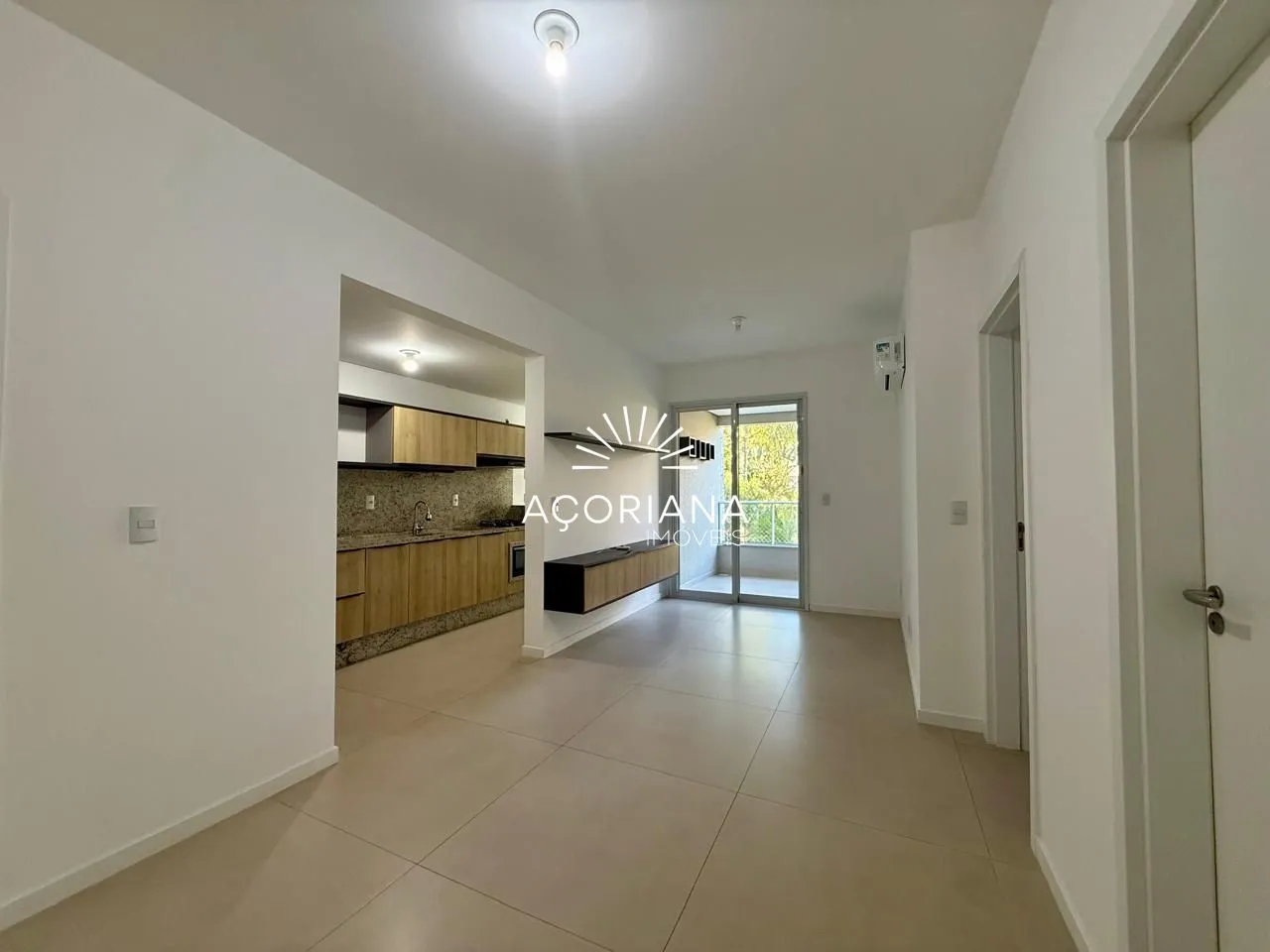 Apartamento de 2 quartos em condomínio com academia