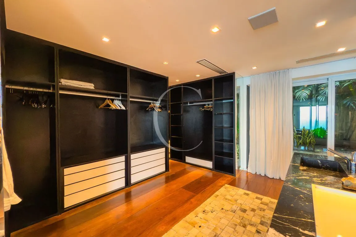 Casa en condominio con 5 dormitorios y 750 m², cocina abierta — photo 35