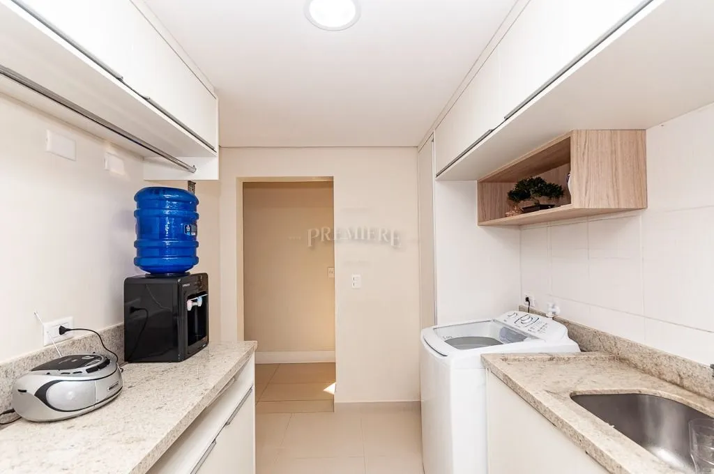 Furnished house with 4 bedrooms across 1167 m² and 8 spots — photo 34