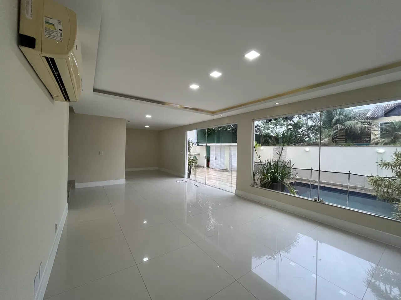 Furnished triplex house with 5 en-suite bedrooms — photo 11