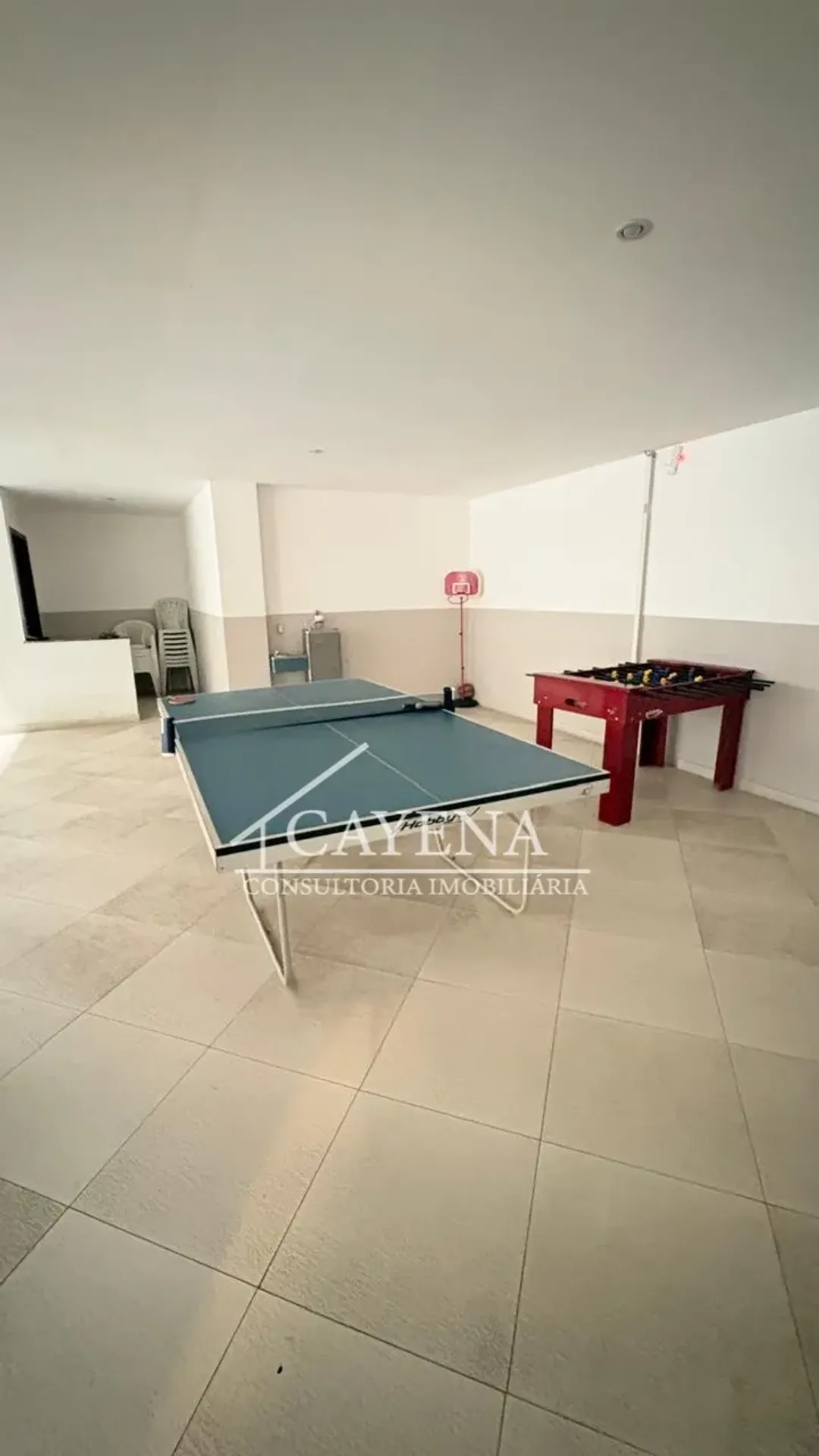 Furnished 3-bedroom apartment with a gas stove — photo 26