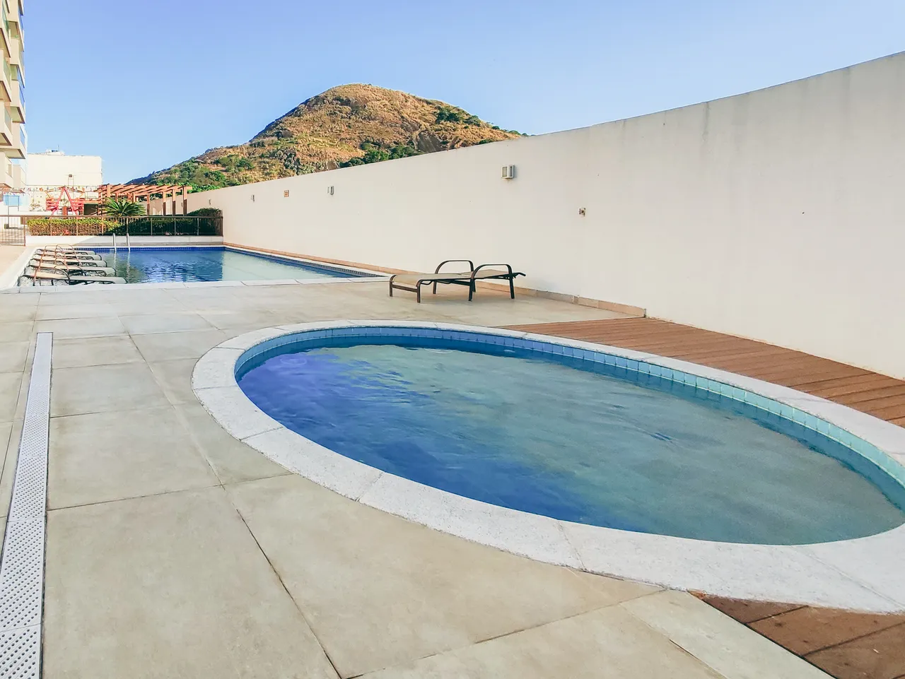2-bedroom apartment with 2 bathrooms and balcony — photo 13