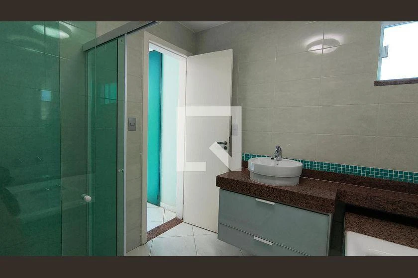 Casa de 300 m² com 3 suítes e 6 banheiros — photo 21