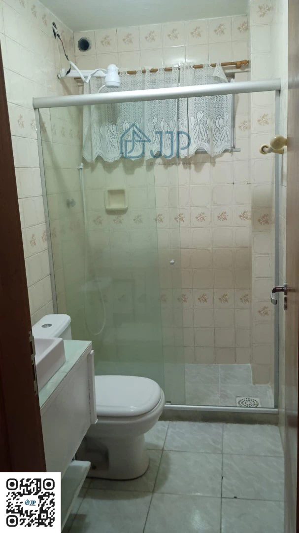 Unfurnished apartment with a balcony and 2 bedrooms — photo 5