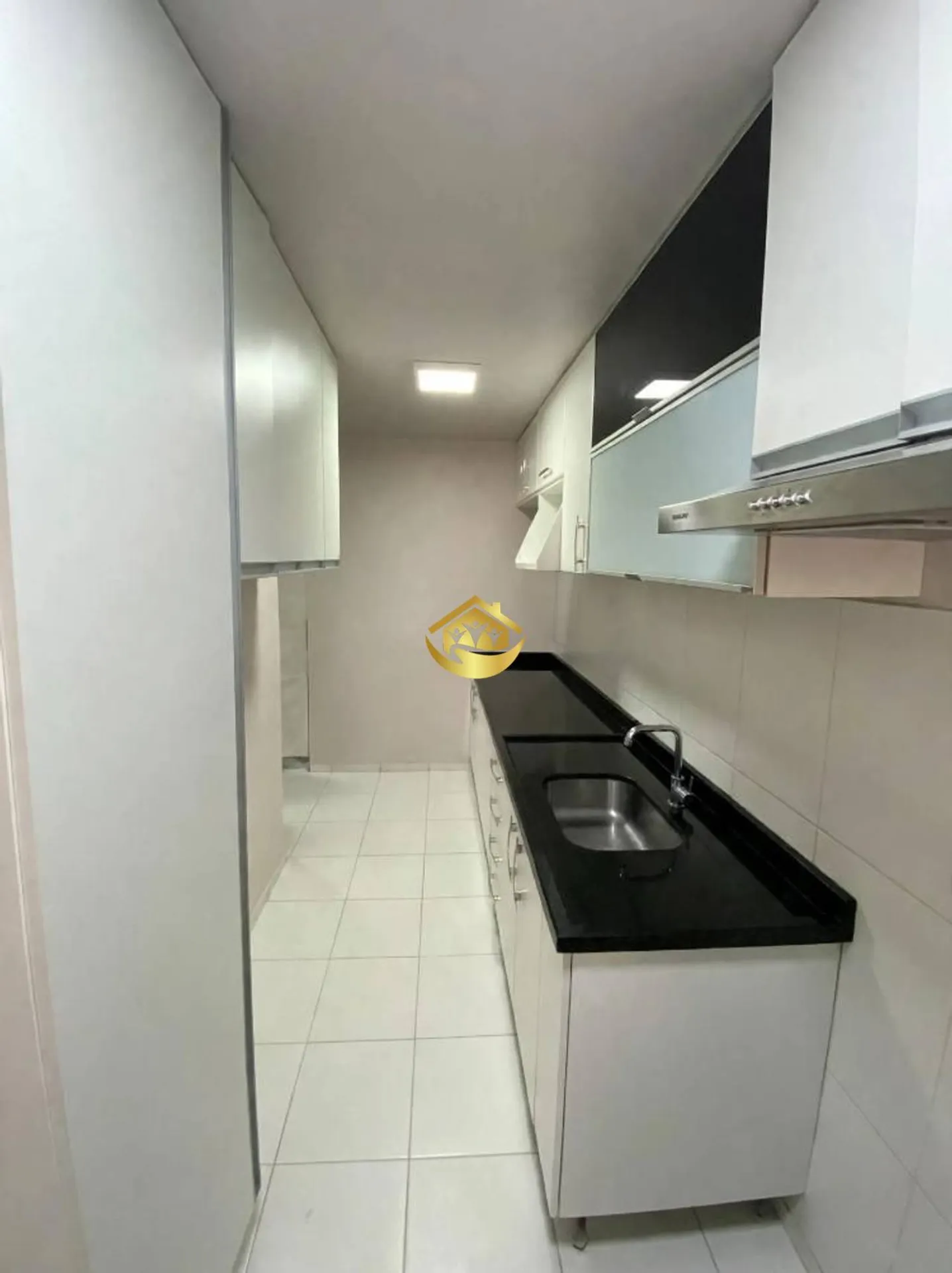 Wood or laminate floors in a 2-bedroom apartment, 46 m² — photo 2
