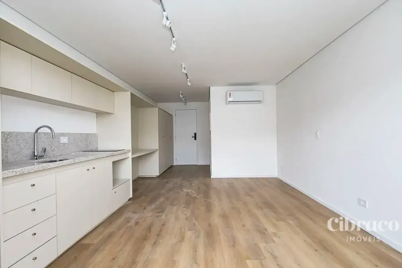 29.78 m² studio with air conditioning and balcony — photo 3